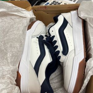 Vans Hytake White / Navy Sneakers